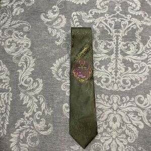 Ed Hardy Men's Green Geometric Tie 'True Love' Theme Classic Length
